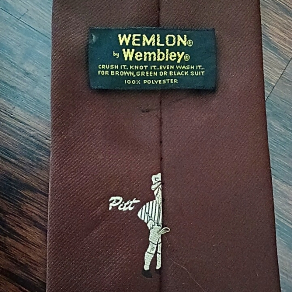 Pit grill brown tie